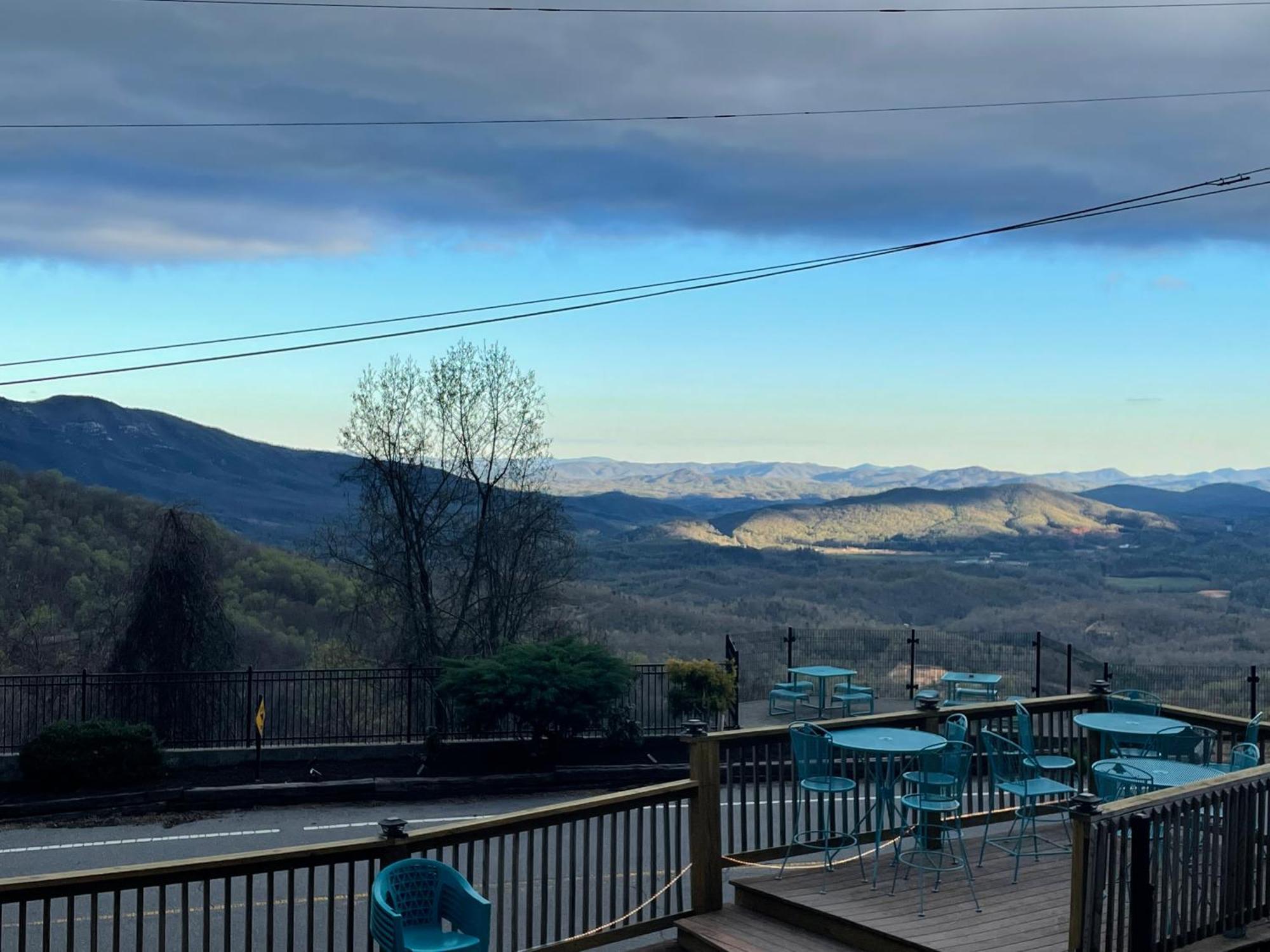 Skyline Village Inn Spruce Pine 外观 照片