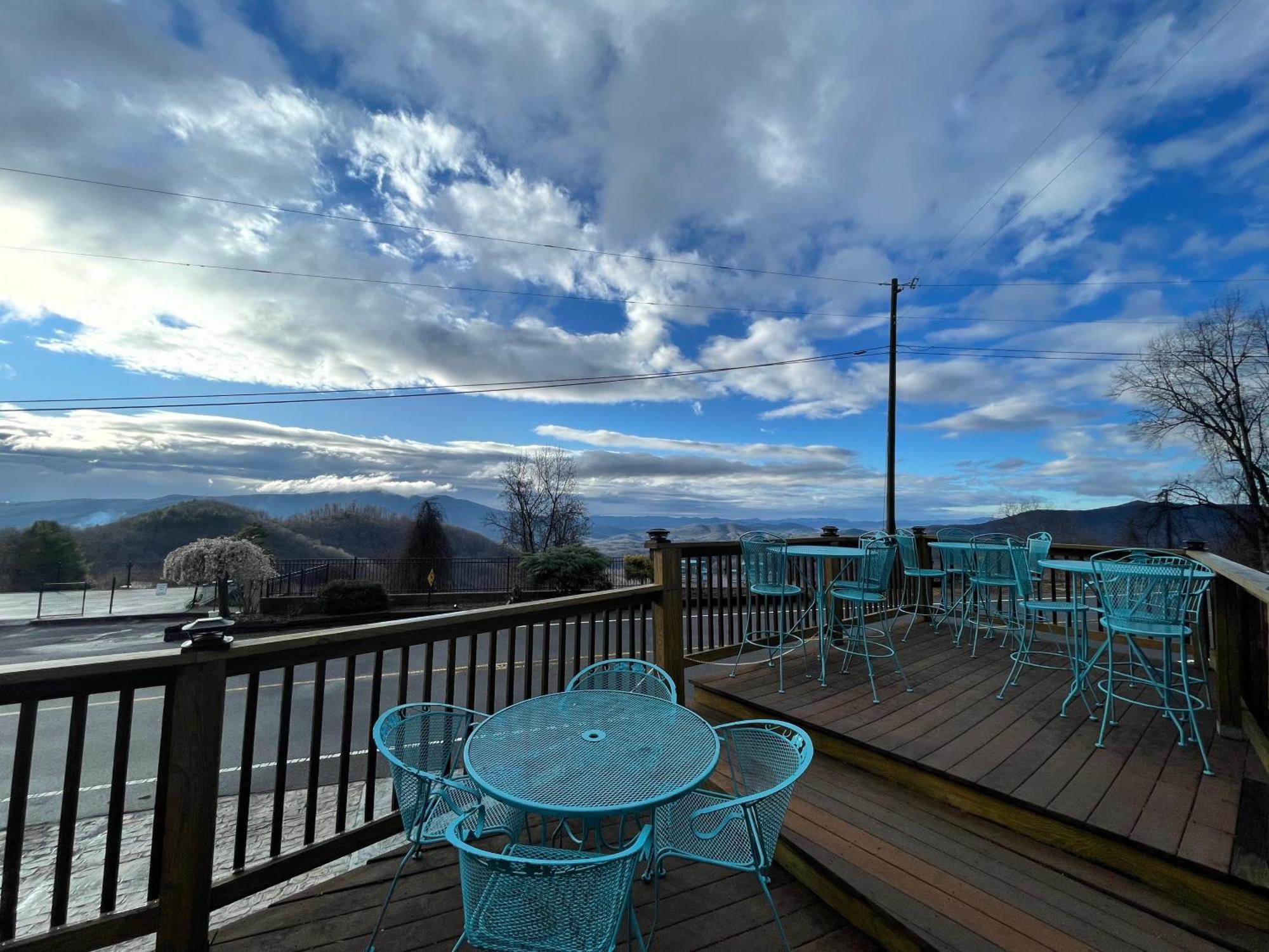 Skyline Village Inn Spruce Pine 外观 照片