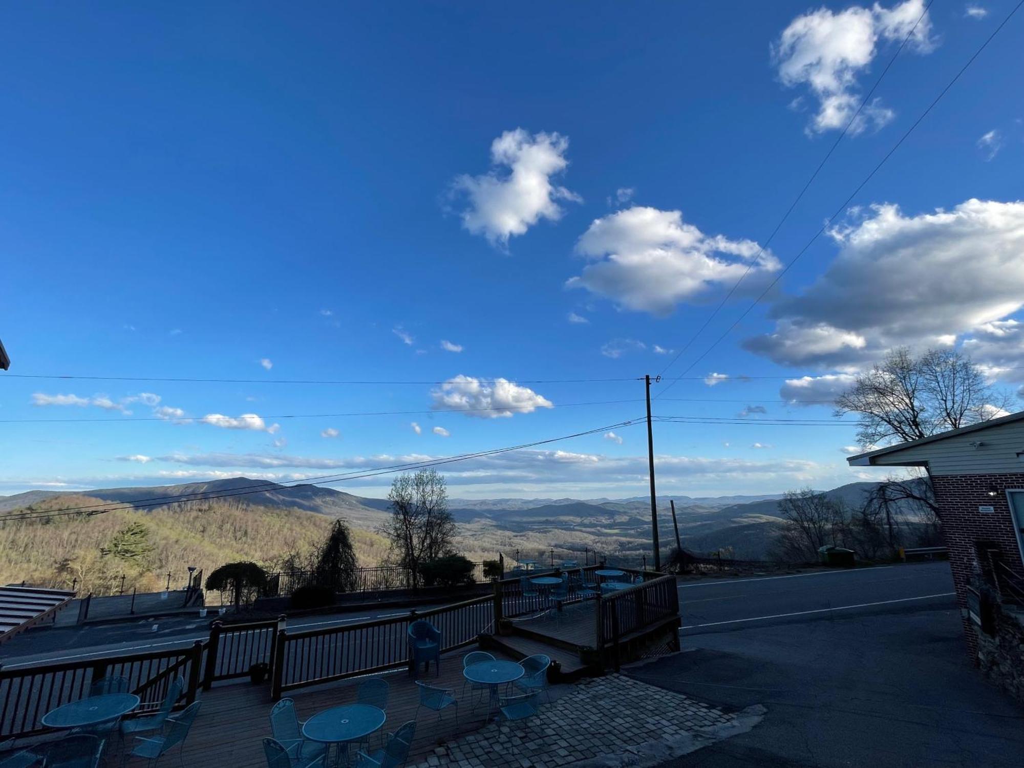 Skyline Village Inn Spruce Pine 外观 照片
