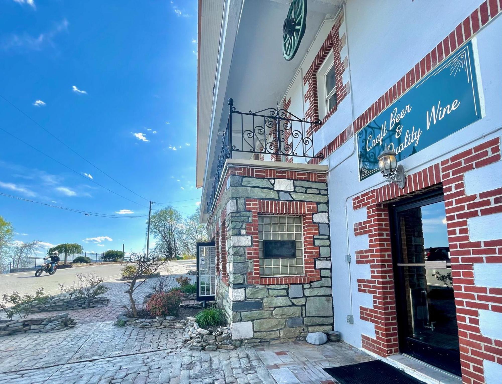 Skyline Village Inn Spruce Pine 外观 照片
