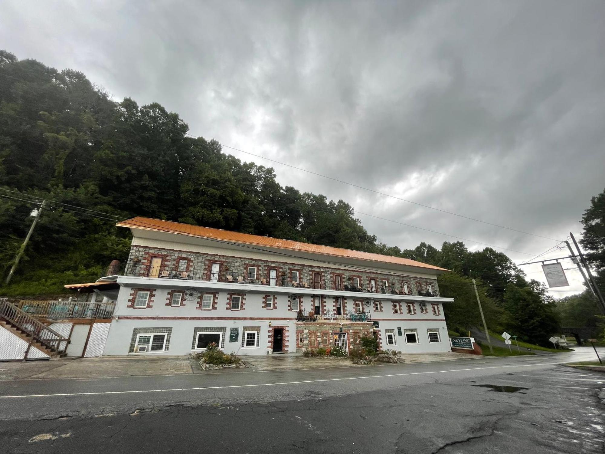 Skyline Village Inn Spruce Pine 外观 照片