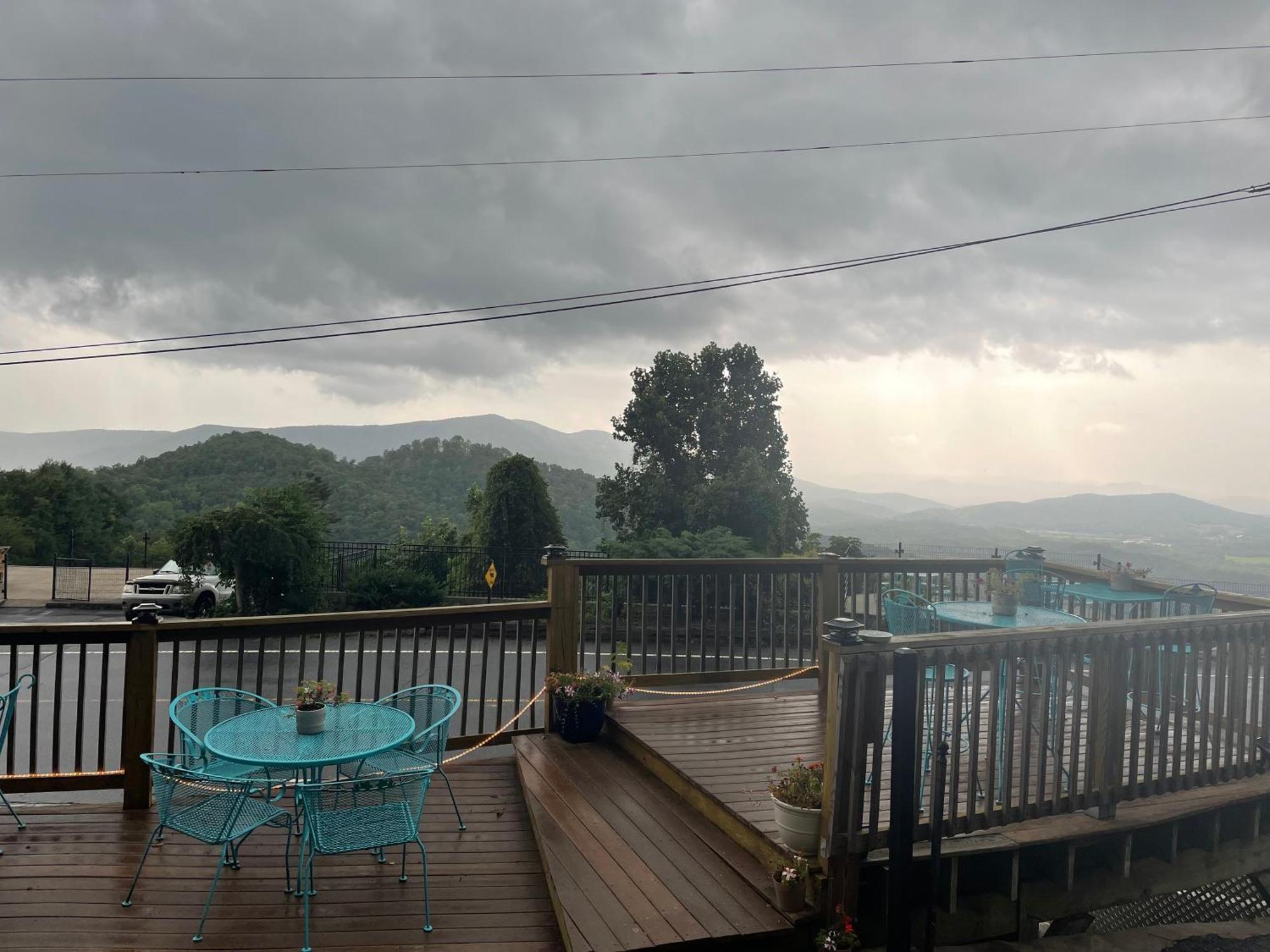 Skyline Village Inn Spruce Pine 外观 照片