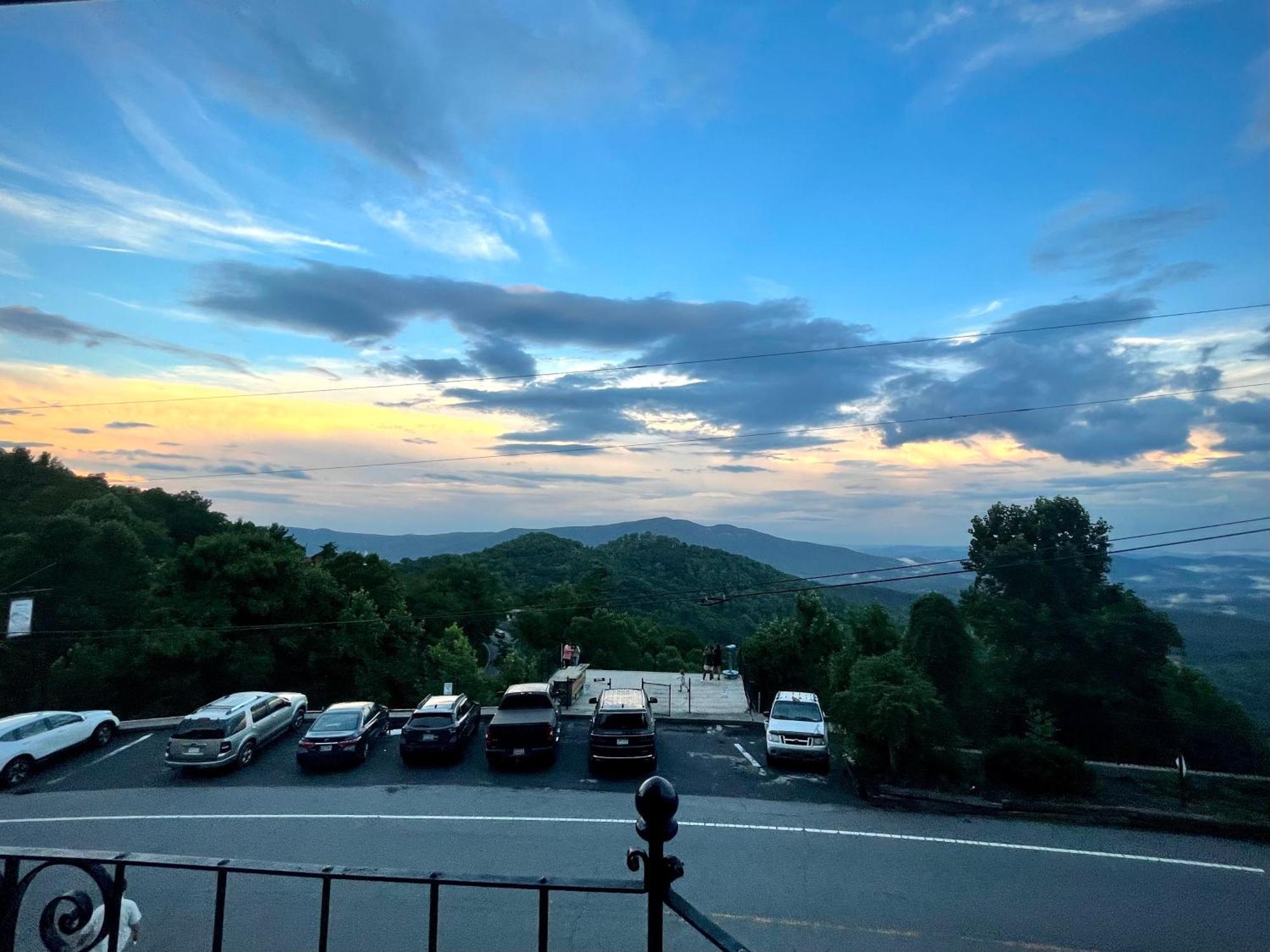 Skyline Village Inn Spruce Pine 外观 照片