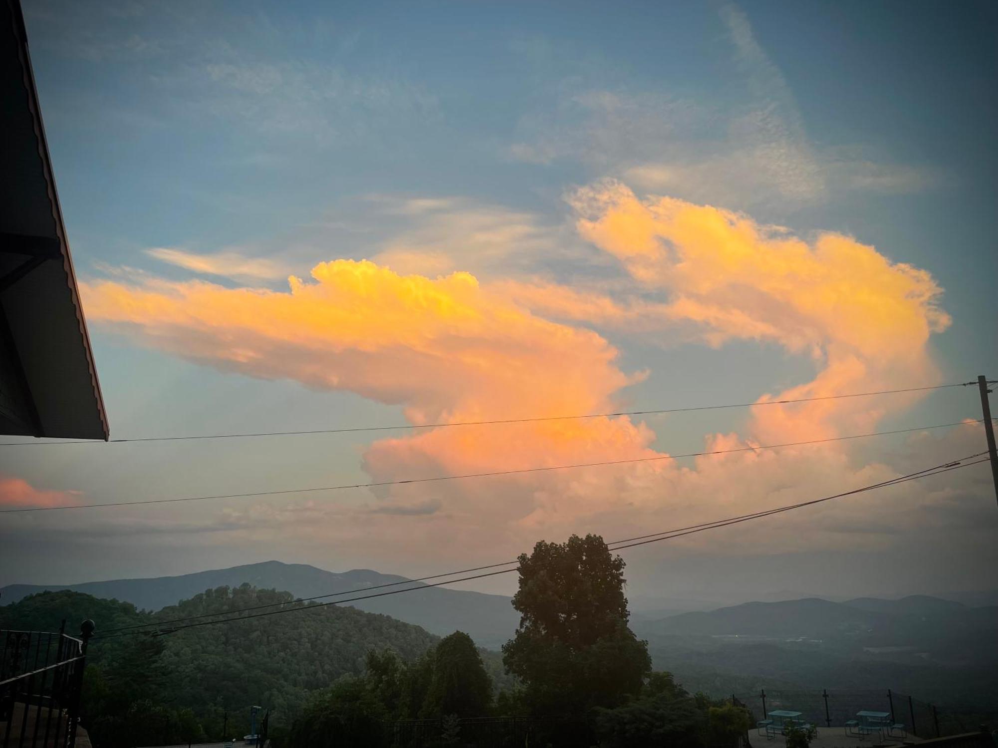 Skyline Village Inn Spruce Pine 外观 照片